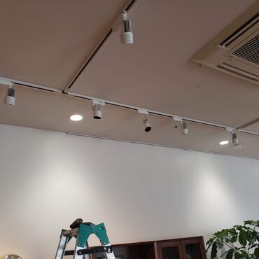 配線ダクト調査